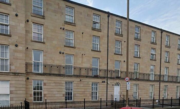 2 Bedroom Flat To Rent In East London Street, Edinburgh, EH7
