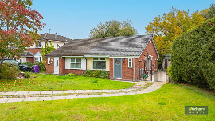 2 Bedroom Semi-Detached Bungalow For Sale In Herdman Close, L25