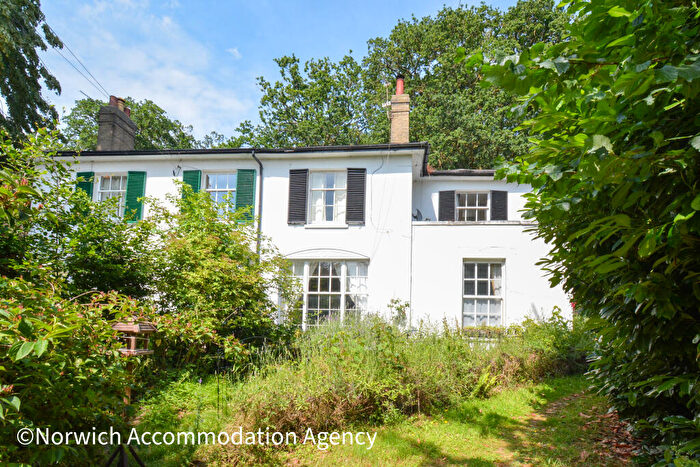 2 Bedroom Flat To Rent In Thorpe Road, Norwich, Norfolk, NR1