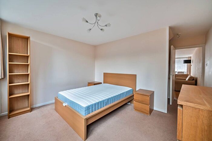 2 Bedroom Flat To Rent In Clipstone Street, Fitzrovia, London, W1W