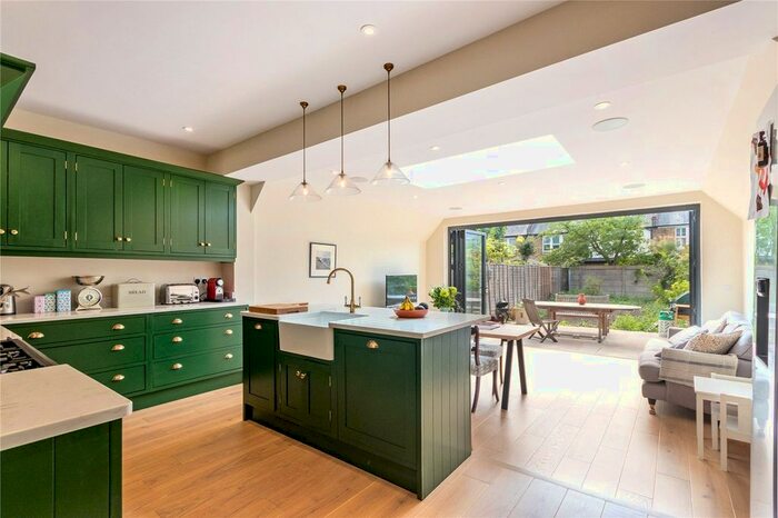 4 Bedroom Terraced House To Rent In Lucien Road, London, SW17