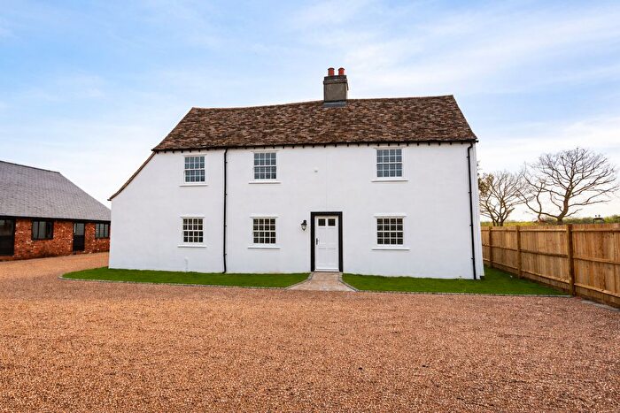 4 Bedroom Detached House To Rent In Murthering Lane, Romford, RM4