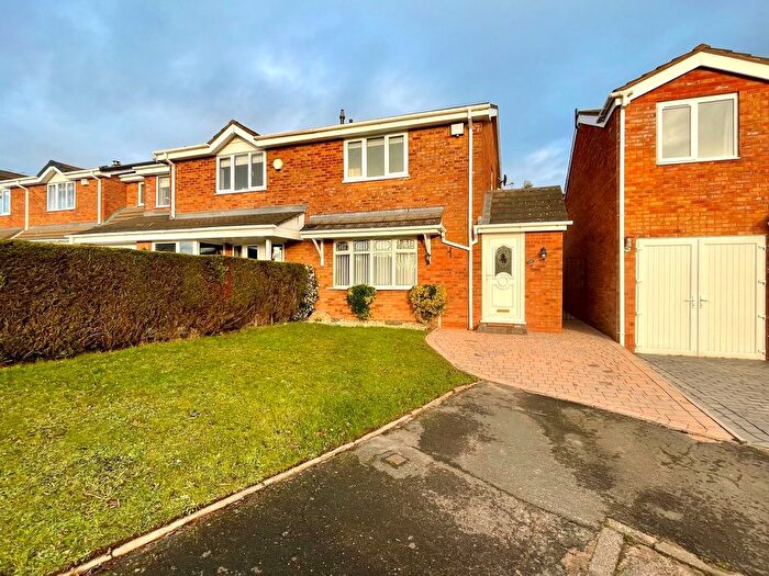 3 Bedroom Semi-detached House To Rent In Rosewood Gardens, Essington, Wolverhampton, WV11