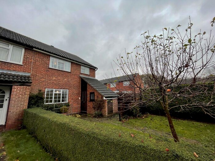 3 Bedroom Property To Rent In Knipton Drive, Loughborough LE11