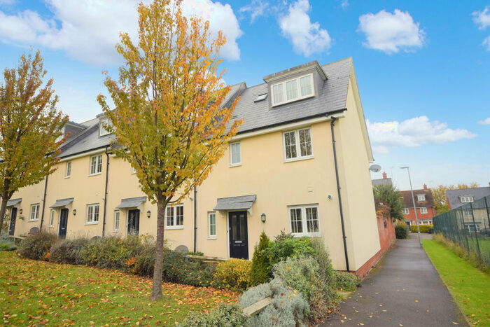 4 Bedroom House To Rent In Crabtrees, Saffron Walden, Essex, CB11