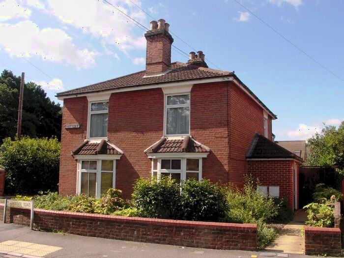 1 Bedroom Flat To Rent In Radstock Road, Woolston, Southampton, SO19