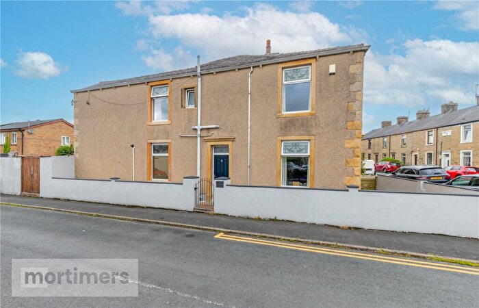 3 Bedroom End Of Terrace House For Sale In Salthill Road, Clitheroe, Lancashire, BB7