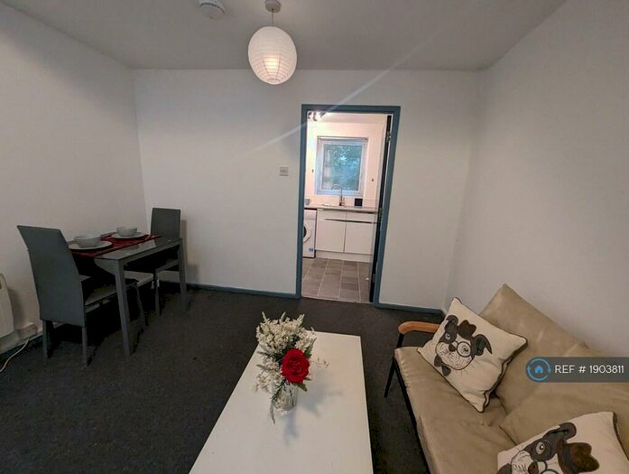 1 Bedroom Flat To Rent In Marquis Street, Leicester, LE1