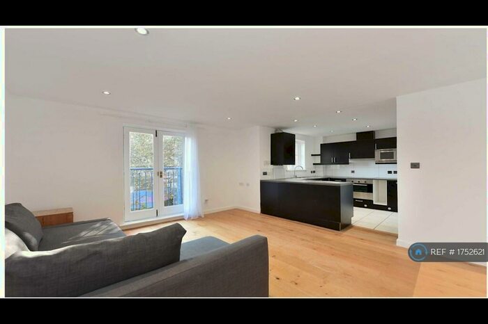 2 Bedroom Flat To Rent In Wapping High Street Seville House & A Half, London, Wapping High Street, E1W