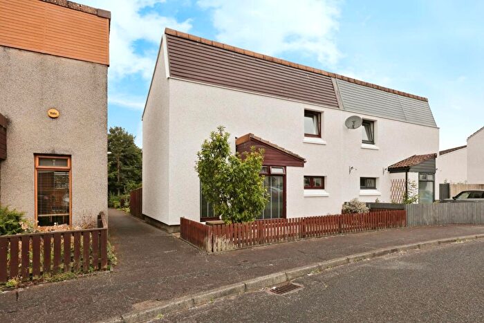 2 Bedroom Semi-Detached House For Sale In Affric Road, Glenrothes, Fife, KY7