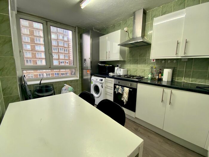 4 Bedroom Flat To Rent In Peerless Street, London, EC1V