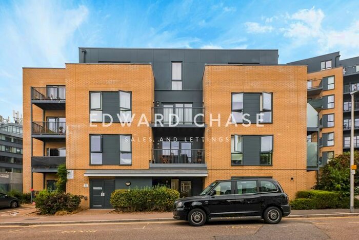 1 Bedroom Property To Rent In Clarence Avenue, Gants Hill, IG2