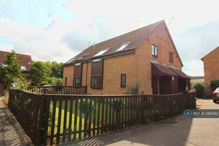 1 Bedroom End Of Terrace House To Rent In Uplands, Stevenage, SG2