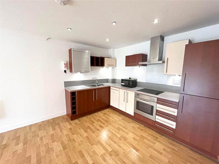 2 Bedroom Apartment To Rent In New Crane Street, Chester, Cheshire, CH1