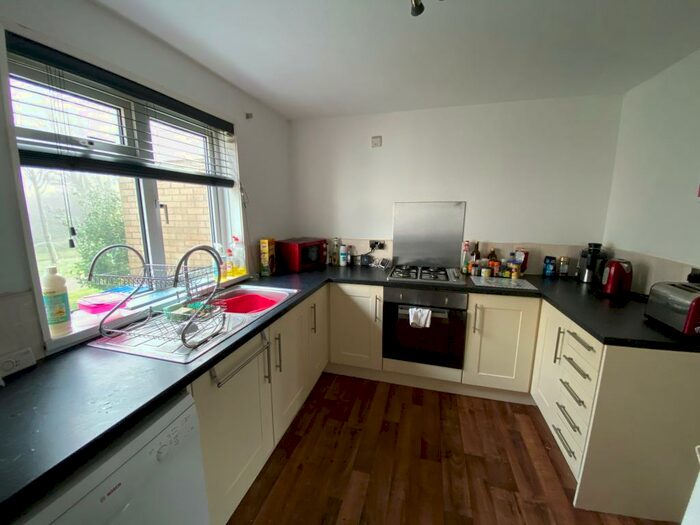 Studio To Rent In Thurne, Tamworth, B77