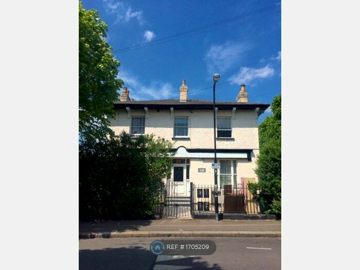 1 Bedroom Flat To Rent In Windmill Court, London, E17