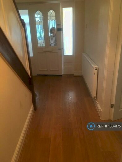 3 Bedroom Semi-Detached House To Rent In Court Hey Drive, Liverpool, L16