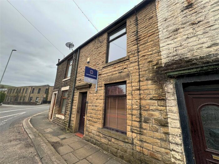 2 Bedroom Terraced House To Rent In Shaw Road, Newhey, Rochdale, Greater Manchester, OL16