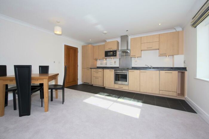 2 Bedroom Apartment To Rent In Clearwater Place, Oxford, OX2