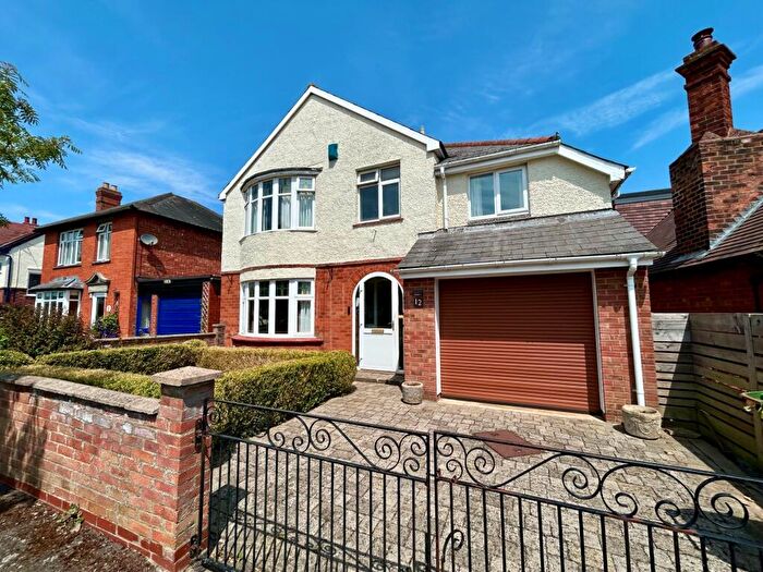4 Bedroom Detached House For Sale In Kingsley Avenue, Daventry, NN11