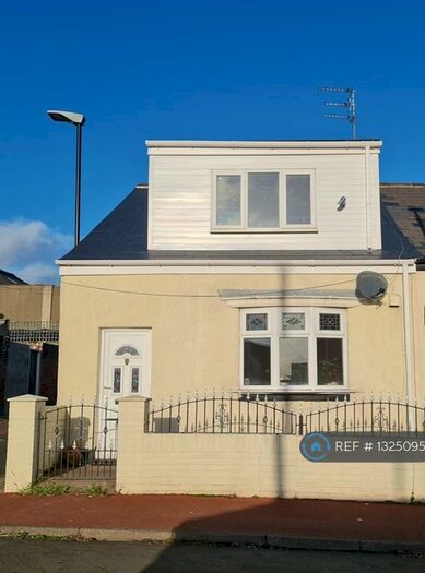 3 Bedroom End Of Terrace House To Rent In Julius Caesar St, Sunderland, SR5