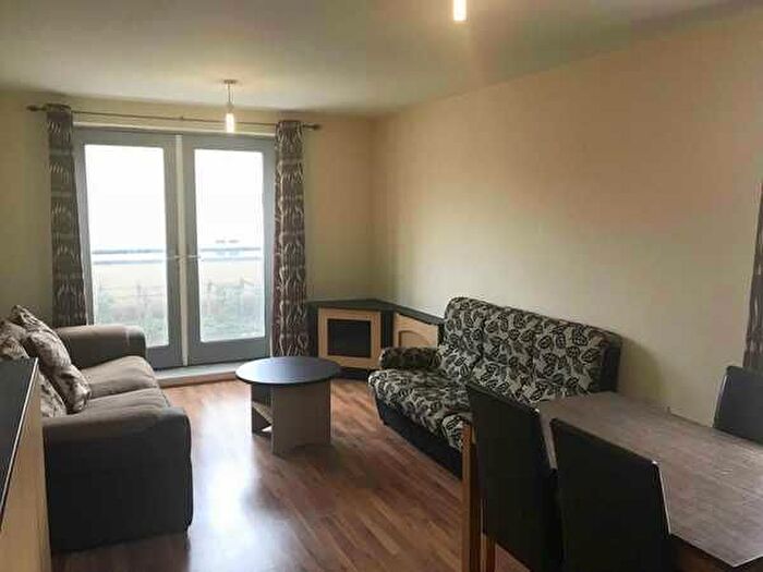 2 Bedroom Flat To Rent In Taywood Road, Northolt, UB5