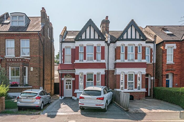 1 Bedroom Flat To Rent In Lewin Road, London, SW16