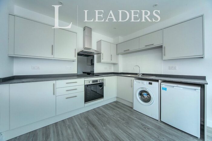 2 Bedroom Semi-Detached House To Rent In News Place, Venitia Road, Luton, LU2