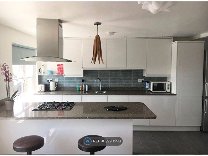 1 Bedroom Flat To Rent In Chesterton Road, Cambridge, CB4