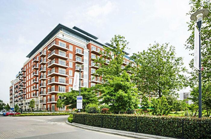 1 Bedroom Flat To Rent In Beaufort Square, Colindale, London, NW9