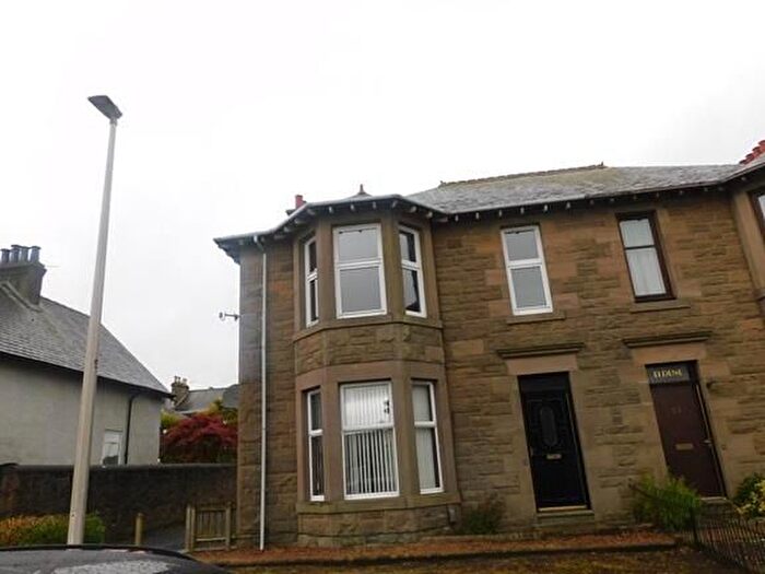 3 Bedroom Semi-Detached House To Rent In Martin Street, Dundee, DD4