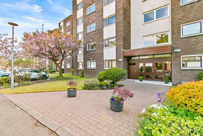 3 Bedroom Flat For Sale In Beechlands Avenue, Glasgow, G44