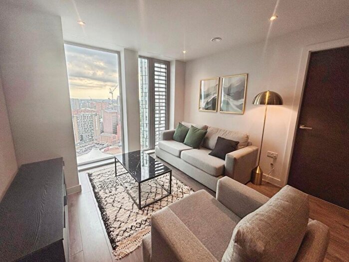 2 Bedroom Apartment To Rent In Th Floor Apartment, Embankment Exchange, Salford, M3