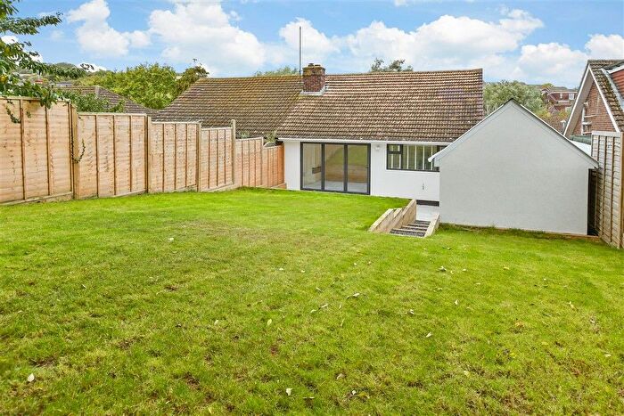 3 Bedroom Semi Detached Bungalow For Sale In Willow Walk, Newhaven, East Sussex, BN9