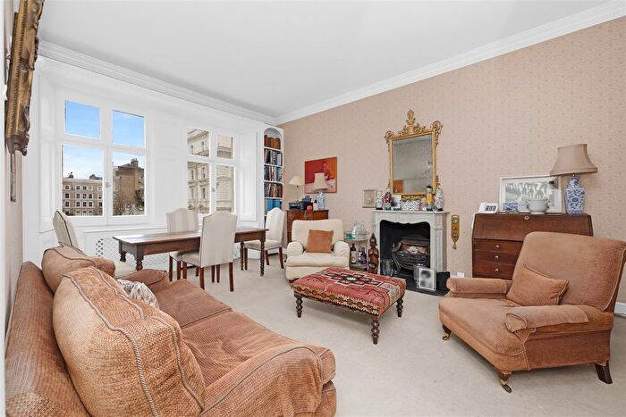 1 Bedroom Flat To Rent In Queen's Gate Terrace, South Kensington, London, SW7