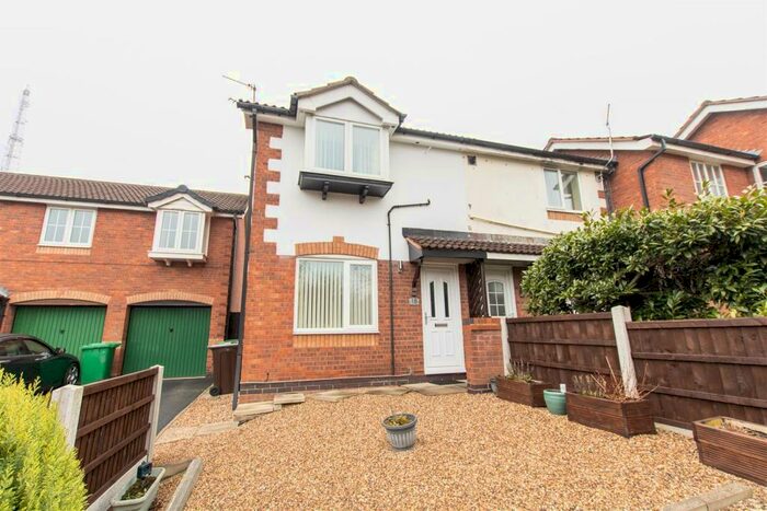 2 Bedroom Town House To Rent In Astley Drive, Mapperley, Nottingham, NG3