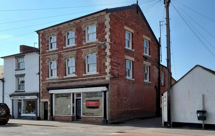 2 Bedroom Flat To Rent In Cross Street, Tenbury Wells, WR15