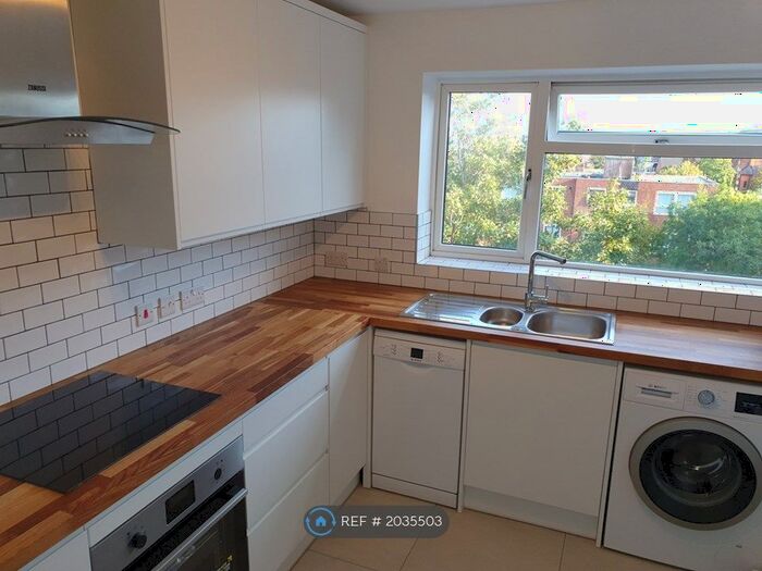 1 Bedroom Flat To Rent In Windsor Court, London Ht, N14