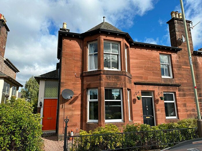 2 Bedroom Flat To Rent In Muirton Place, Perth, PH1