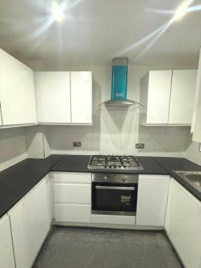 2 Bedroom End Terrace House To Rent In Barnes Avenue, Southall, UB2