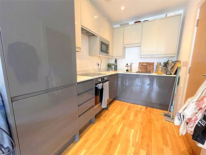 2 Bedroom Apartment To Rent In Coronation Road, Southville, Bristol, BS3