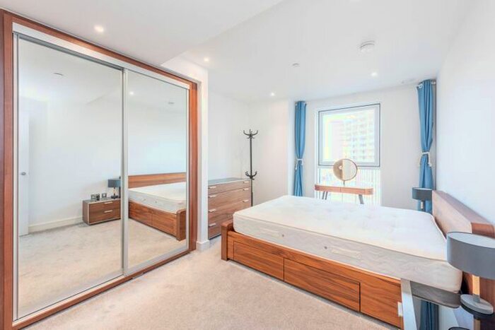 2 Bedroom Flat For Sale In Gladwin Tower, Vauxhall, London, SW8