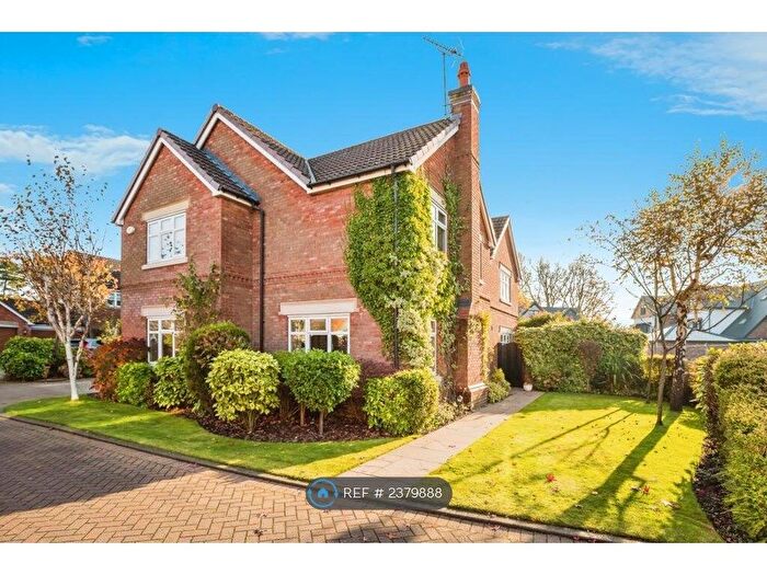 5 Bedroom Detached House To Rent In Priory Close, Hawarden, Deeside, CH5