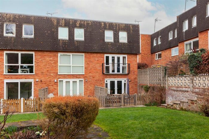 3 Bedroom Property To Rent In Balmoral Close, Westleigh Avenue, London, SW15