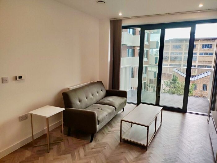1 Bedroom Flat To Rent In River Apartments, Gillender Street, London, E3