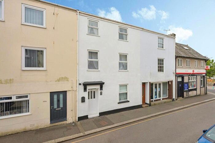 4 Bedroom Terraced House For Sale In Fore Street, Torpoint, Cornwall, PL11