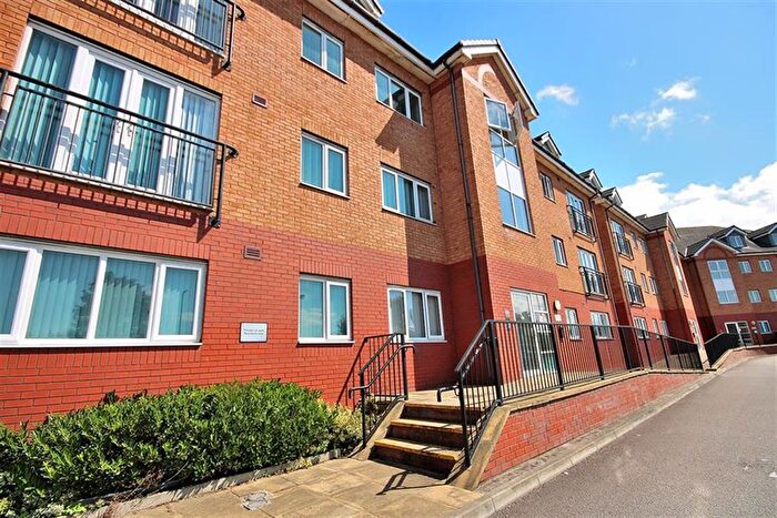 2 Bedroom Flat To Rent In Taylforth Close, Walton, Liverpool, L9