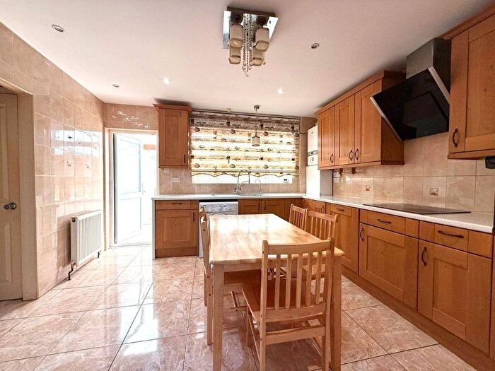 3 Bedroom Terraced House To Rent In Nightingale Road, London, N9