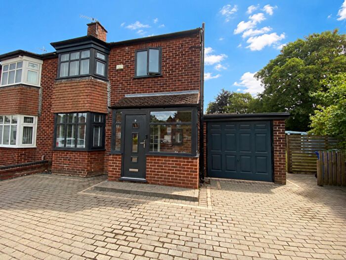 3 Bedroom Semi-Detached House For Sale In Parnell Avenue, Northenden, M22