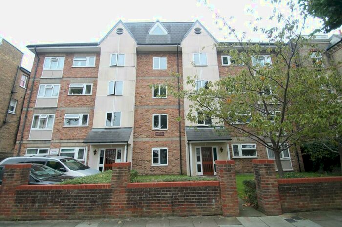 1 Bedroom Apartment To Rent In Maple Road, Surbiton, KT6